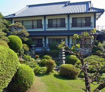 旅館かんざきの庭園2